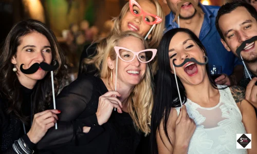 photo-booth-rental-barcelona-weddings photo-booth-rental-barcelona-weddings